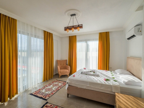  gece  -  Kasım
  | Fethiye Seydikemer'de Doğa Manzaralı 4 Kişilik Villa: Aileler ve Balayı Çiftleri İçin İdeal